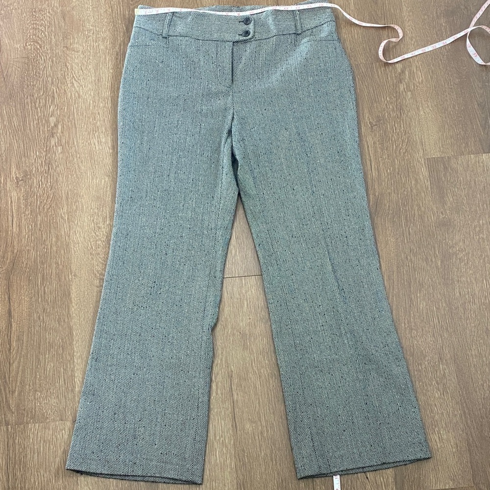 Women’s size 10p Rafaella 10p printed flared dress pants